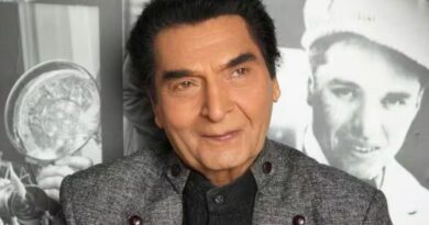 असरानी के निधन से सदमे में साथी कलाकार, अमिताभ बच्चन, शत्रुघ्न सिन्हा और हेमा मालिनी समेत कई ने दी भावपूर्ण श्रद्धांजलि