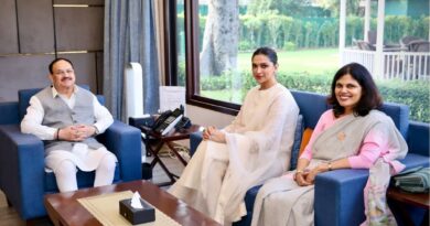 दो दिन पहले हिजाब में फोटो के लिए ट्रोल हो रही थीं दीपिका पादुकोण, अब स्वास्थ्य मंत्रालय ने दी ये जिम्मेदारी
