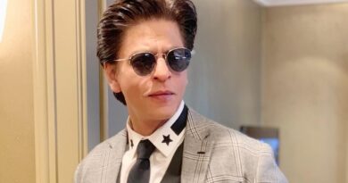 सोशल मीडिया यूजर ने Shah Rukh Khan से पूछा- ना कोई टैलेंट ना शक्ल, स्टार कैसे बन गये? पढ़िए किंग खान का जोरदार जवाब