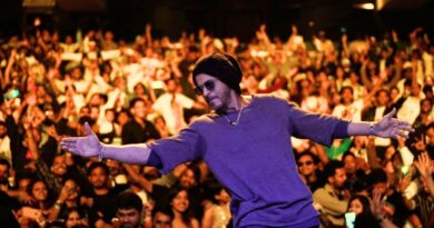 Shah Rukh Khan 60th Birthday: फैंस करते रहे इंतजार, नहीं आये शाह रुख खान… एक्टर ने मांगी माफी और बताई ना मिलने की वजह