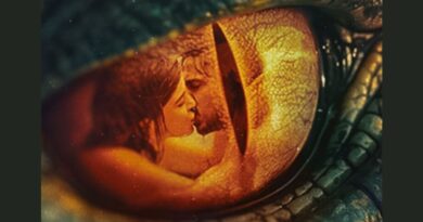 Tu Yaa Main Teaser: वेलेंटाइन पर जान बचाने के लिए मौत से जूझेंगे आदर्श गौरव और शनाया कपूर, देखें फिल्म का टीजर