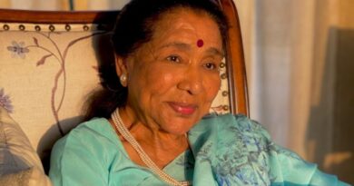 पाकिस्तानी न्यूज चैनल को भारी पड़ा आशा भोसले को श्रद्धांजलि देना, सरकारी एजेंसी ने गानों के लिए भेजा ‘कारण बताओ नोटिस’ पाकिस्तानी न्यूज चैनल को भारी पड़ा आशा भोसले को श्रद्धांजलि देना, सरकारी एजेंसी ने गानों के लिए भेजा ‘कारण बताओ नोटिस’