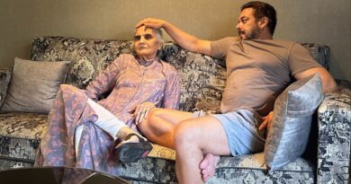 Salman Khan Viral Post: अकेलेपन पर सलमान खान की पोस्ट से मां को हुई चिंता, एक्टर बोले- मम्मी पूछ रही हैं, क्या हुआ बेटा? Salman Khan Viral Post: अकेलेपन पर सलमान खान की पोस्ट से मां को हुई चिंता, एक्टर बोले- मम्मी पूछ रही हैं, क्या हुआ बेटा?